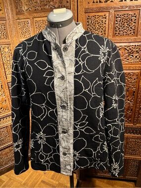 Chico's Reversible Black and White Floral Button-Front Jacket